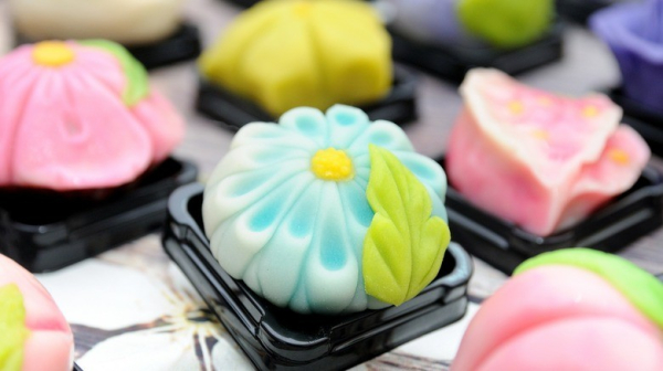 Wagashi — Đồ Ngọt Truyền Thống Nhật Bản Có Hợp Khẩu Vị Việt Không? Loại Nào Nên Thử Và Nên Mua Về
