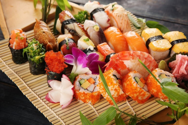 Đi Tour Nhật Bản Được Ăn Gì? Thực Đơn Tour Và Món Nên Tự Ăn Thêm