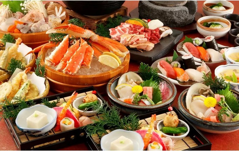 Buffet cua tuyết và hải sản tươi sống đặc trưng của Hokkaido