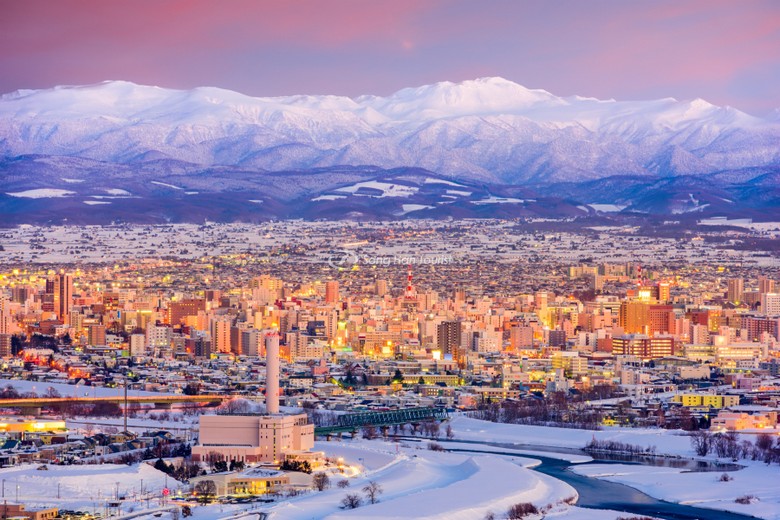 Phố Sapporo phủ tuyết trắng vào mùa đông