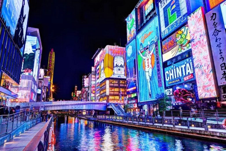 Biển quảng cáo Glico người chạy bên cầu Ebisu